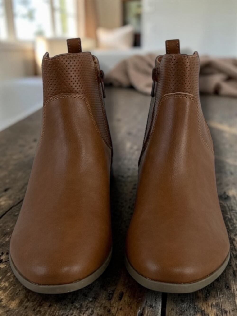 NWT Women's 8 Arizona Jean Company "Camino" Block Heel Ankle Cognac Ankle Boots